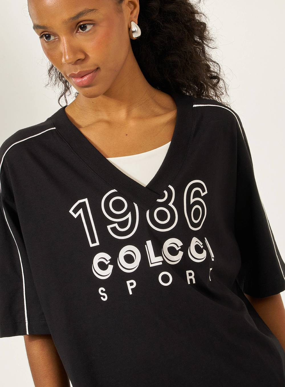 Camiseta Loose Com Estampa Preto
