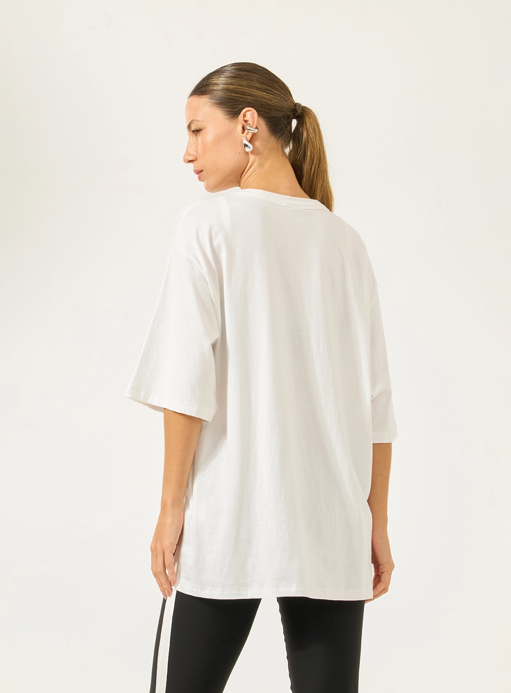 Camiseta Loose Com Estampa Frontal Off