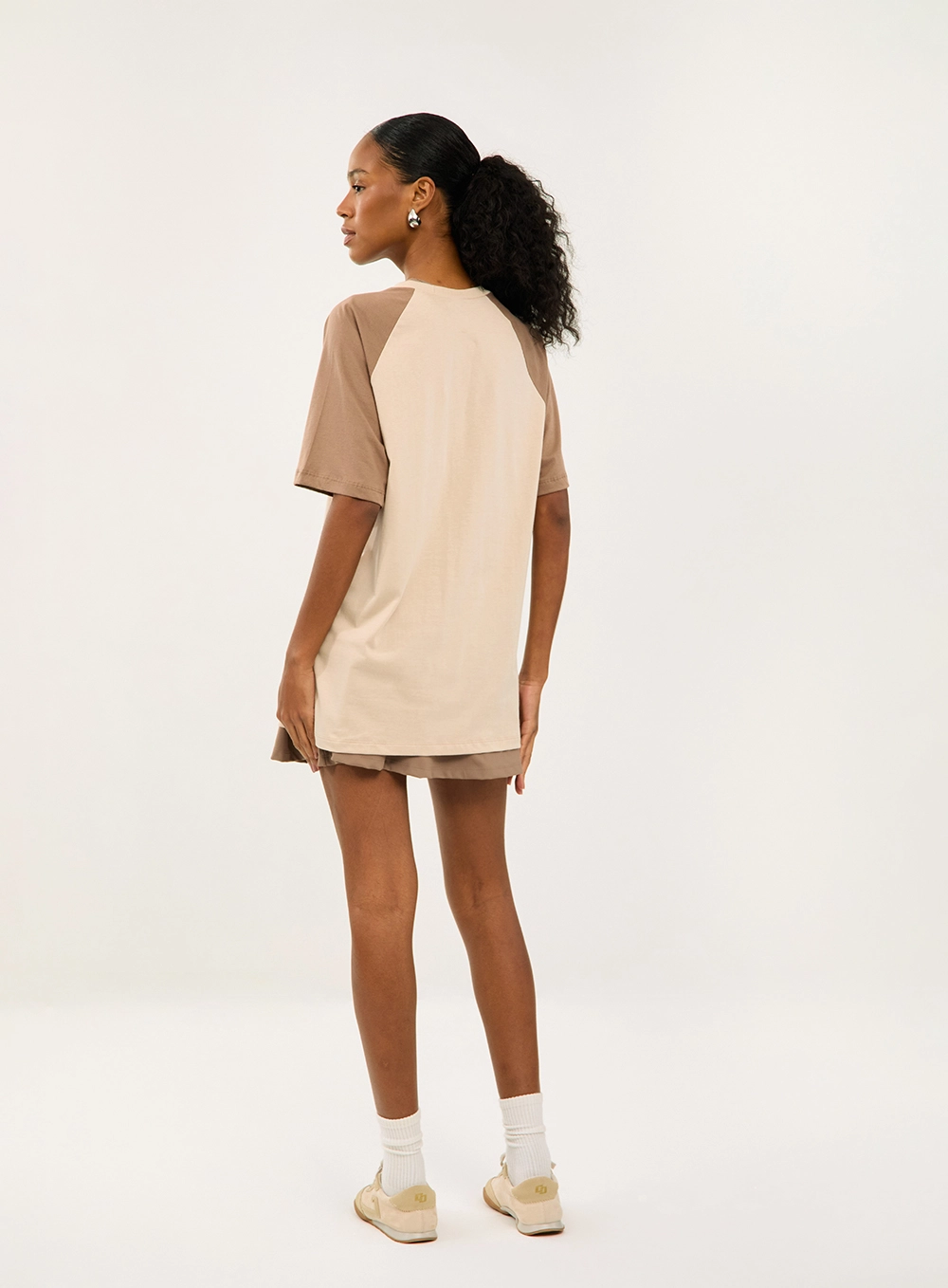 Camiseta Loose Bicolor Bege