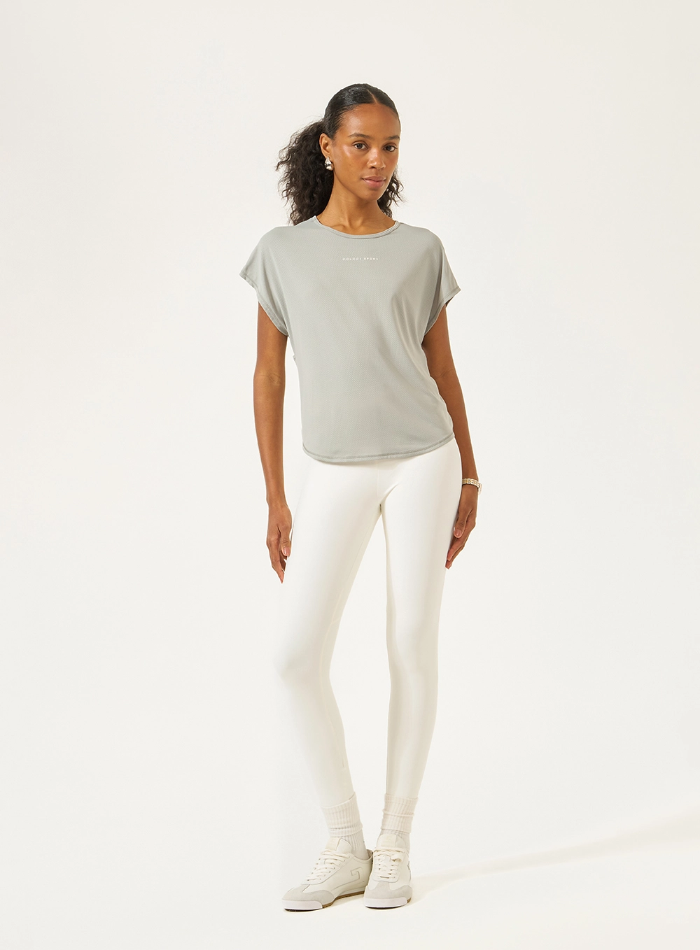 Camiseta Basic Comfort Cinza