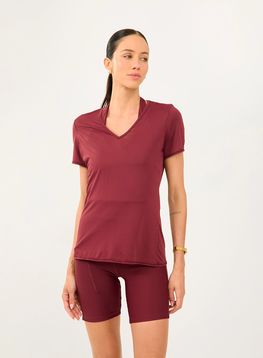 Camiseta Malha Sport  Feminino Colcci Sport Bordô