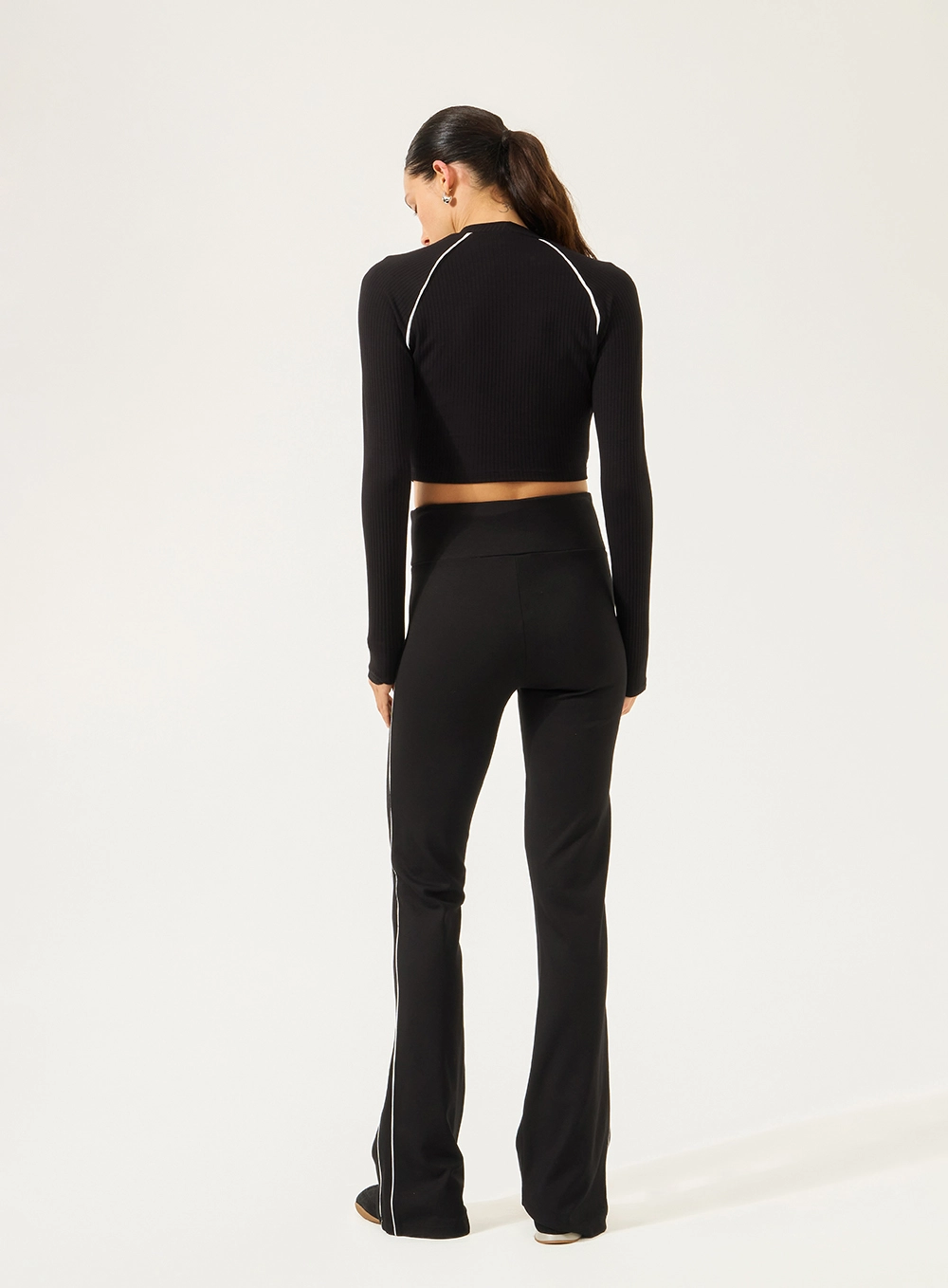 Blusa Canelada Slim Preto