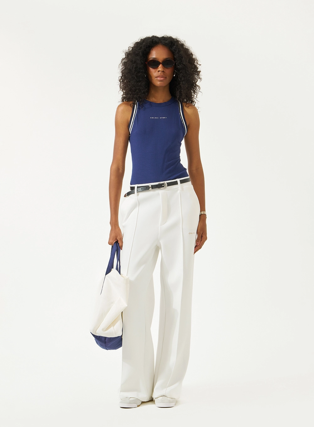 Regata Canelada Slim Com Logo Minimalista Azul