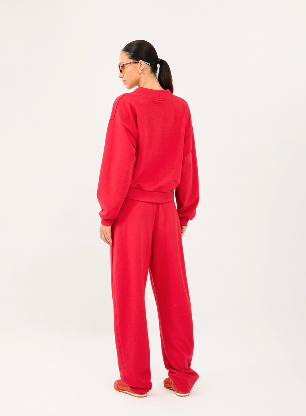 Blusão Comfort Encurtada Gola V Vermelho