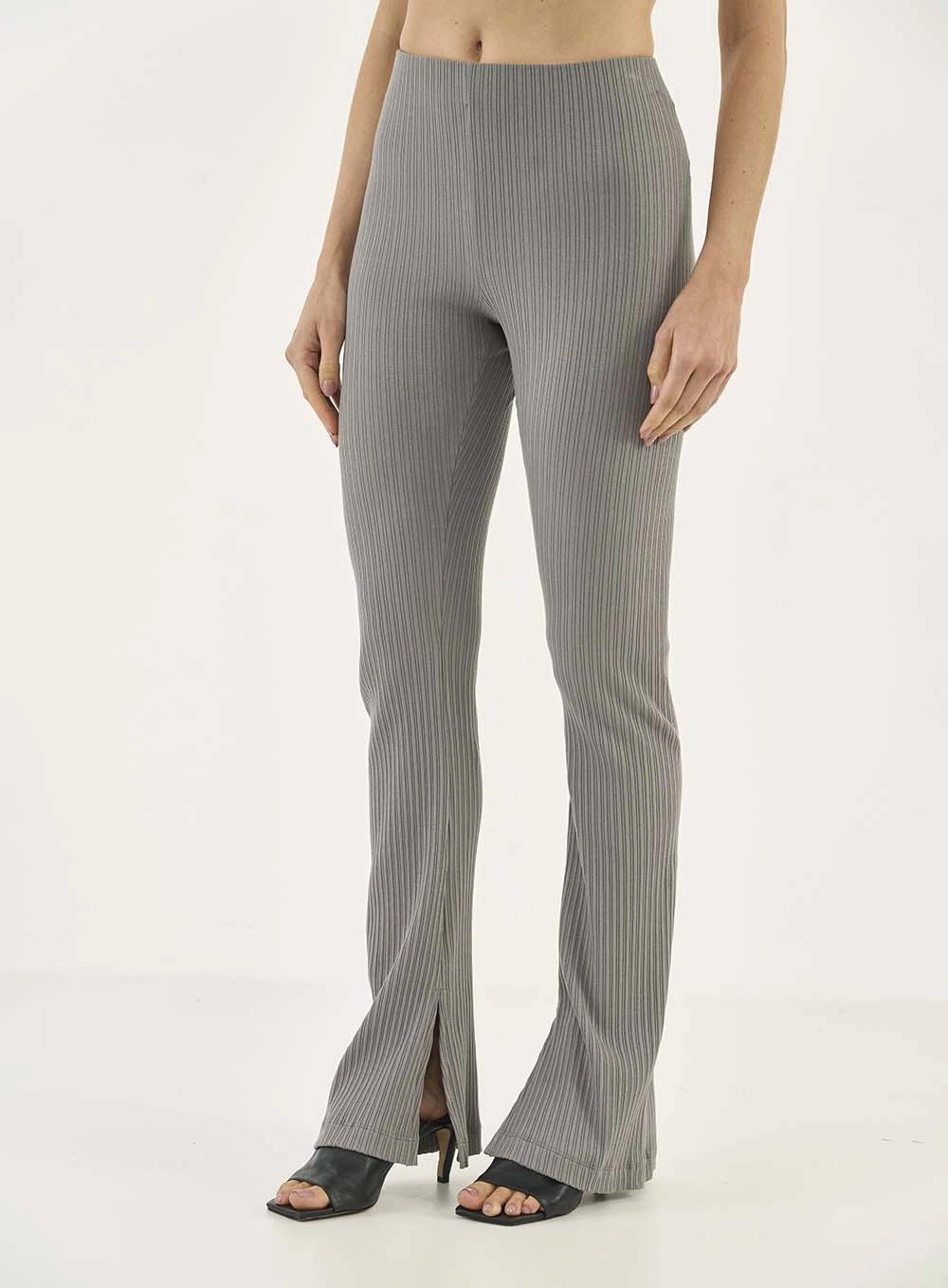 Calça Canelada Cinza