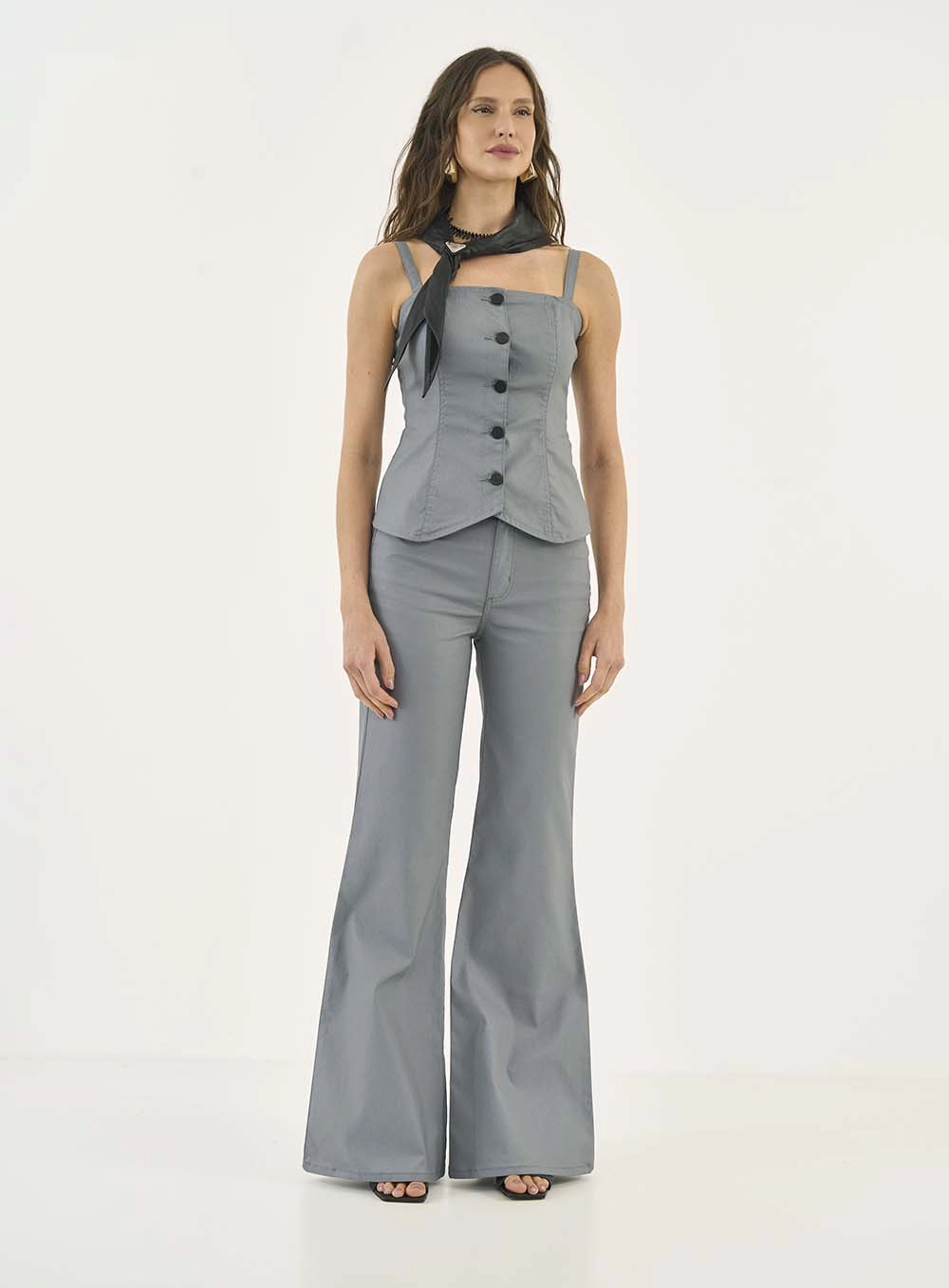Calça Sarja Resinada Madrid Boot Cut Cinza