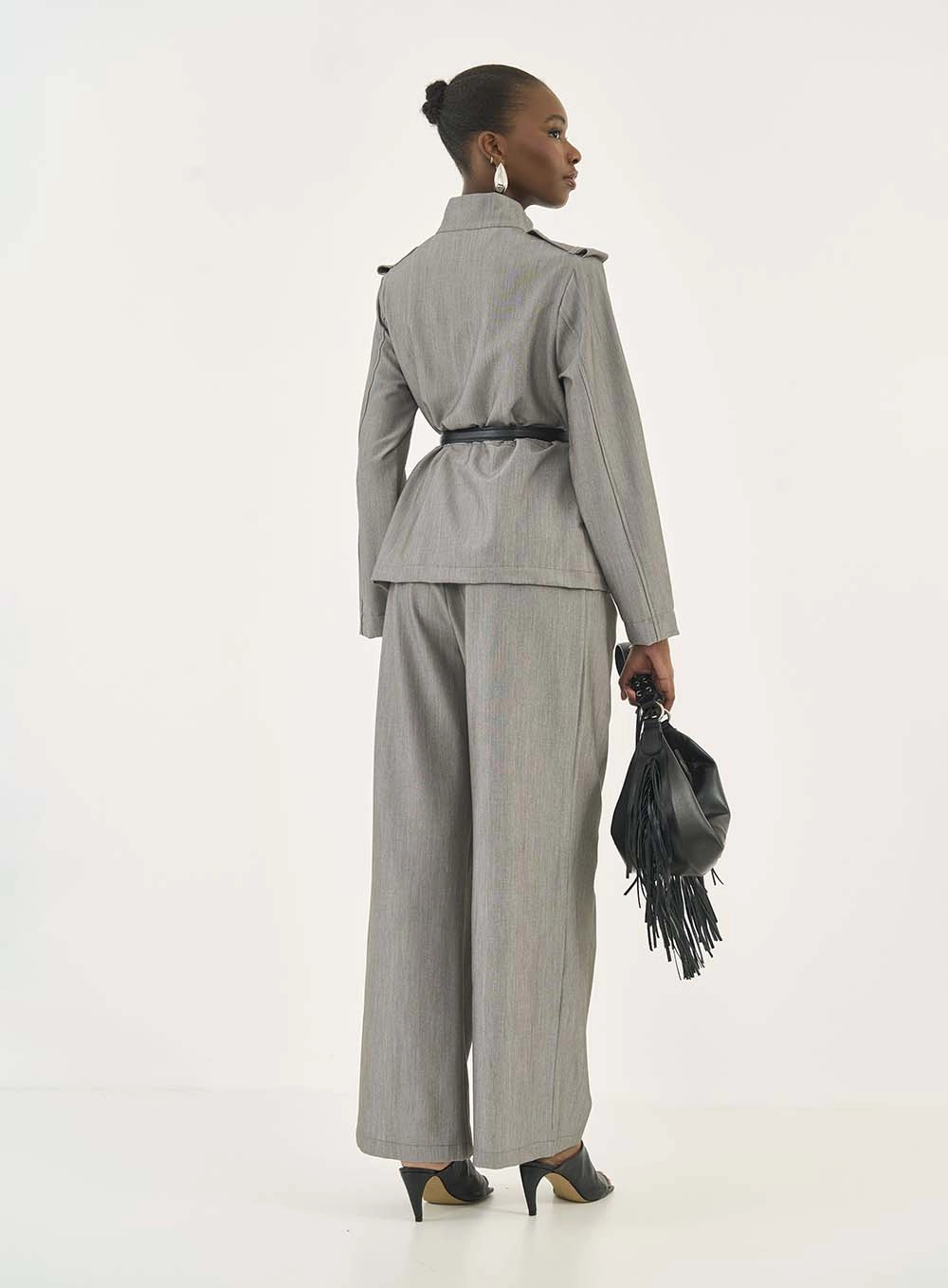 Calça Wide Leg Alfaiataria Cinza