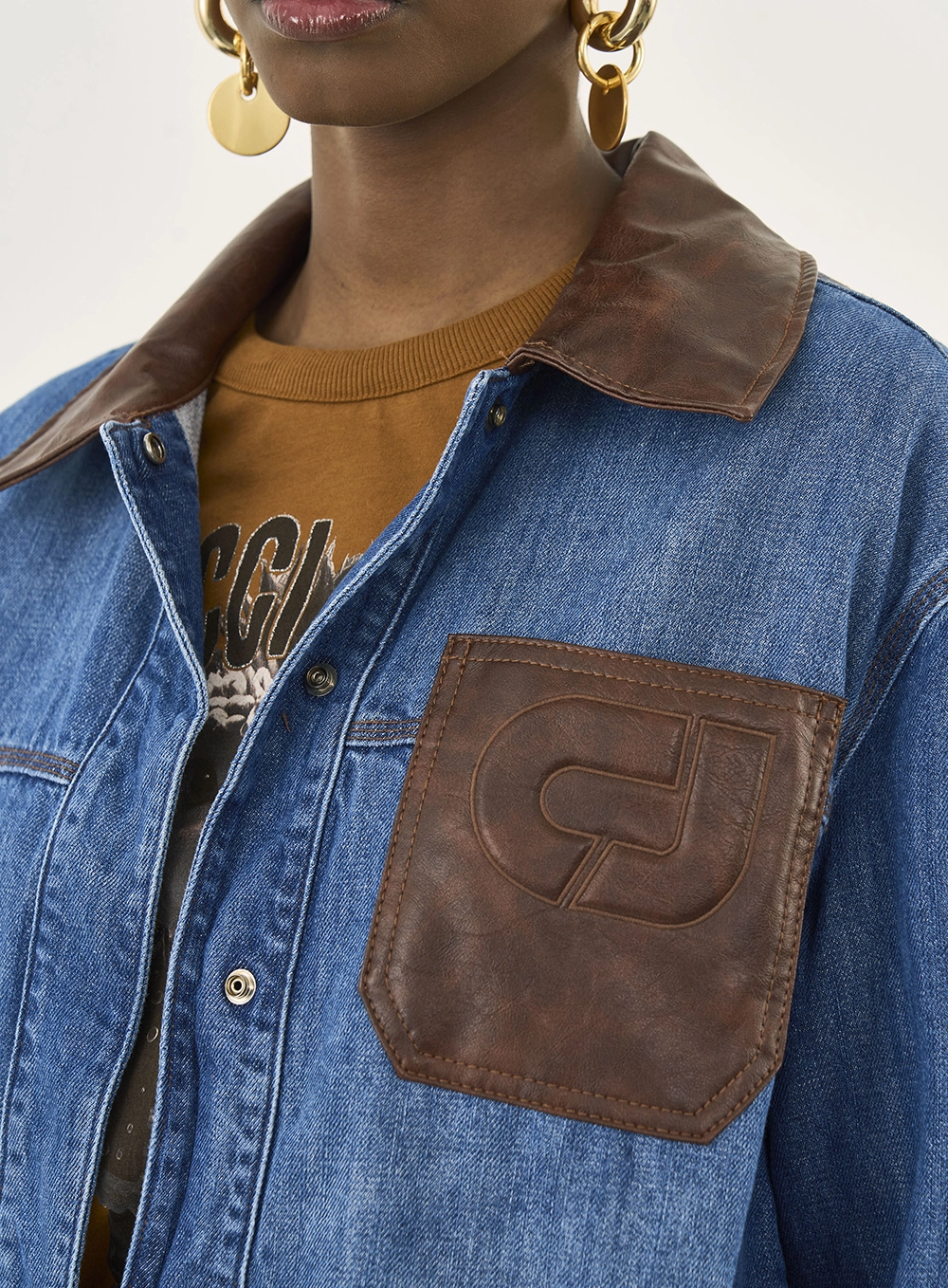 Jaqueta Jeans Loose Com Detalhes Em Pu Índigo