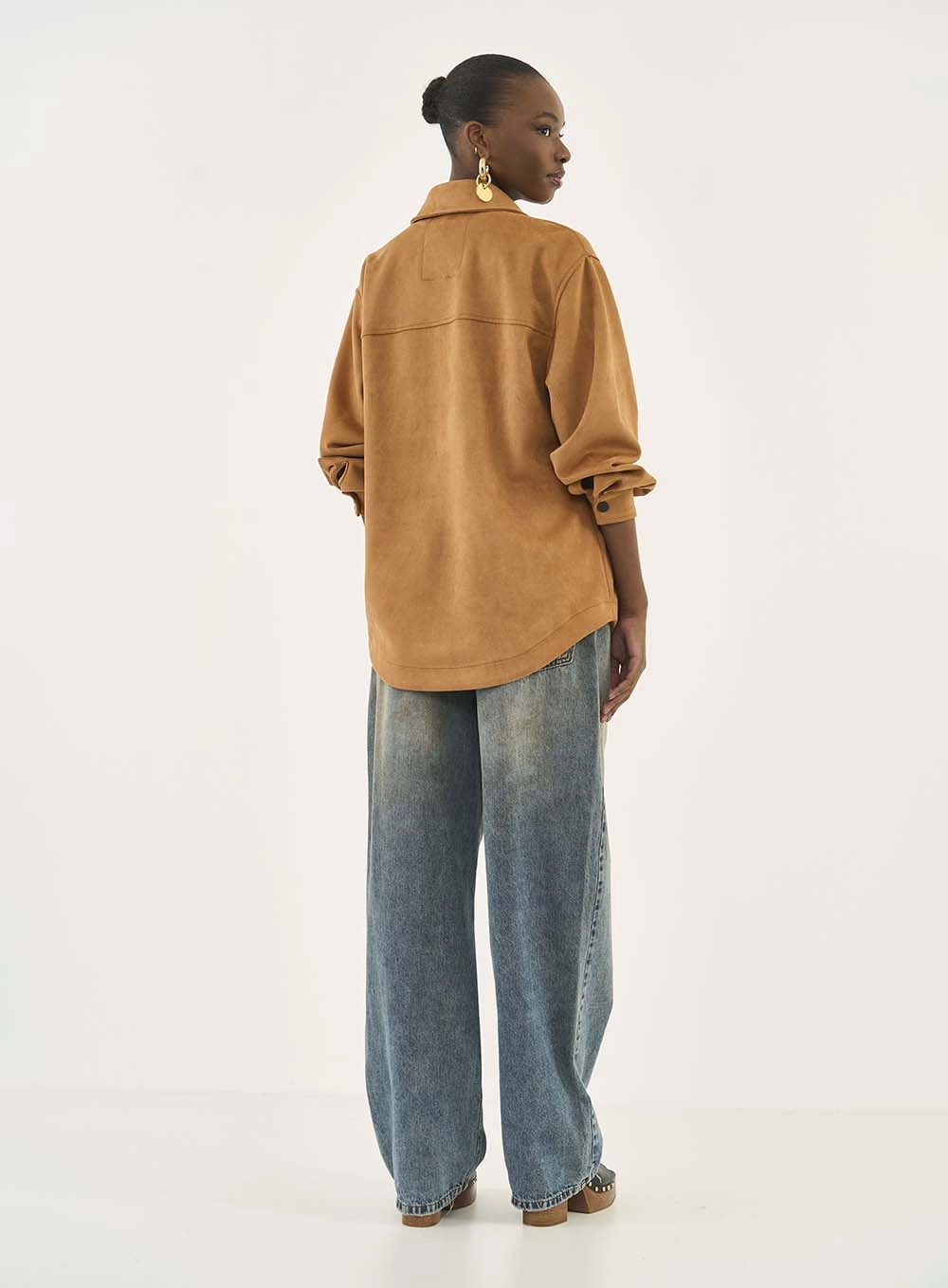 Jaqueta Suede Com Bolsos Frontais Marrom