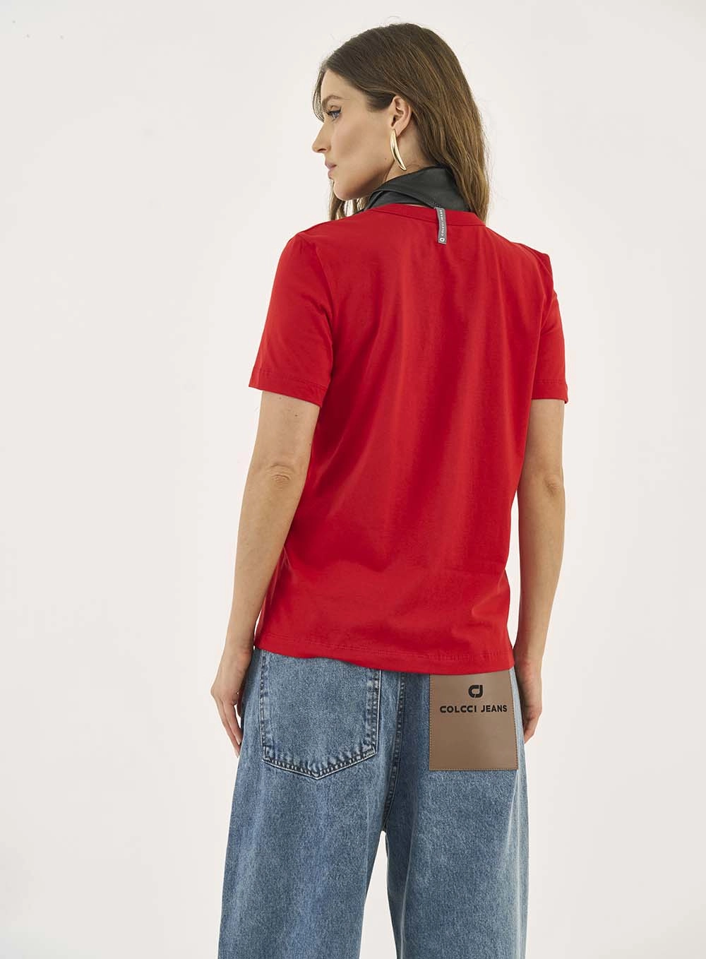 Camiseta Comfort Com Estampa Em Logo Vermelho