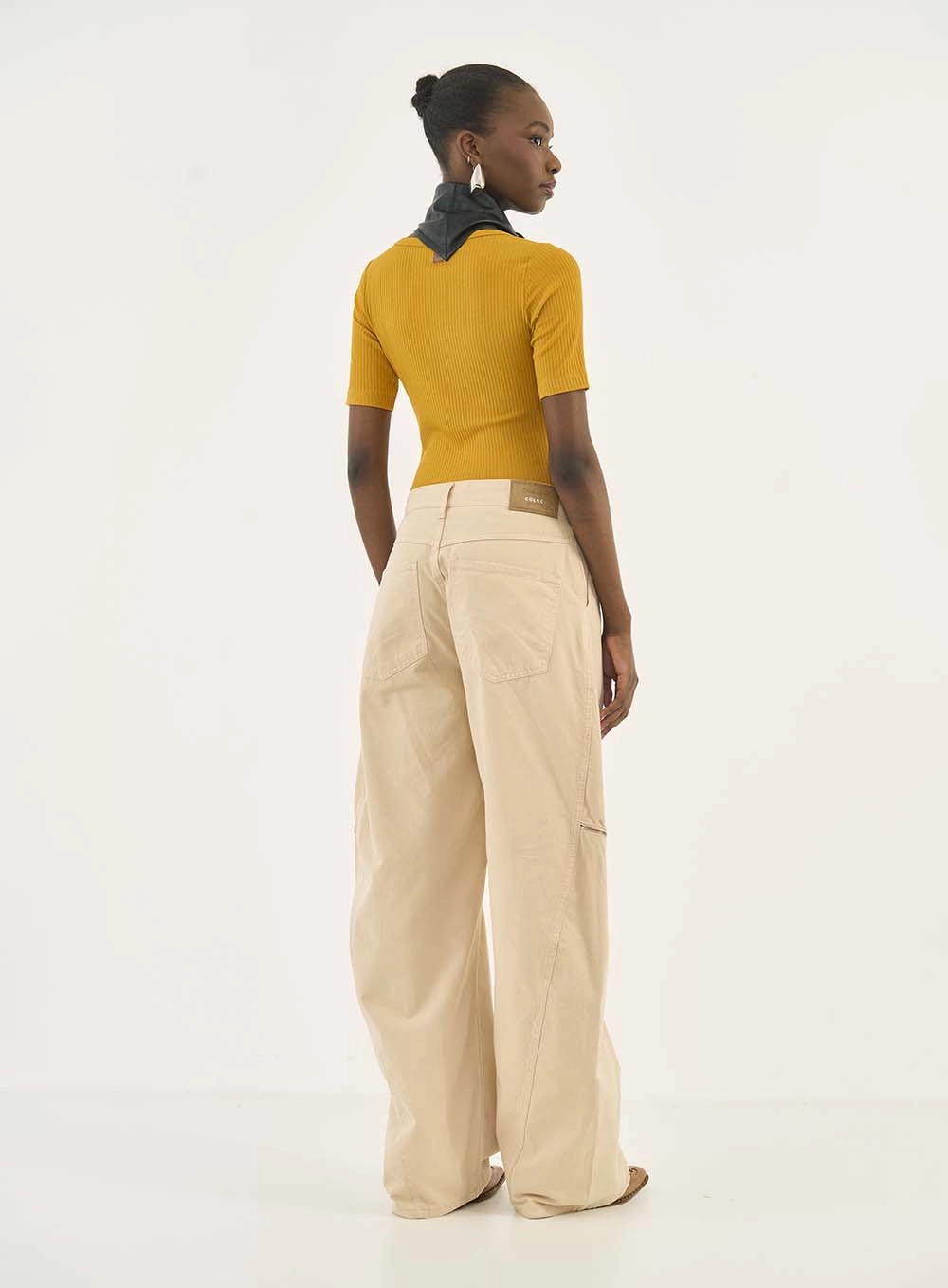 Blusa Canelada Slim Amarelo