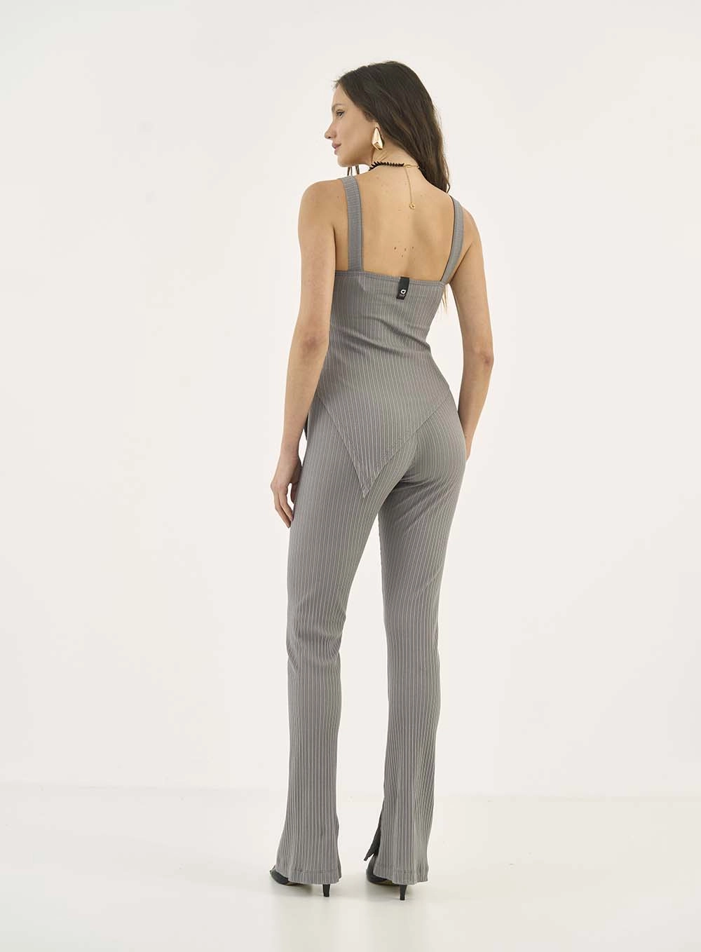 Blusa Canelada Assimétrica Cinza