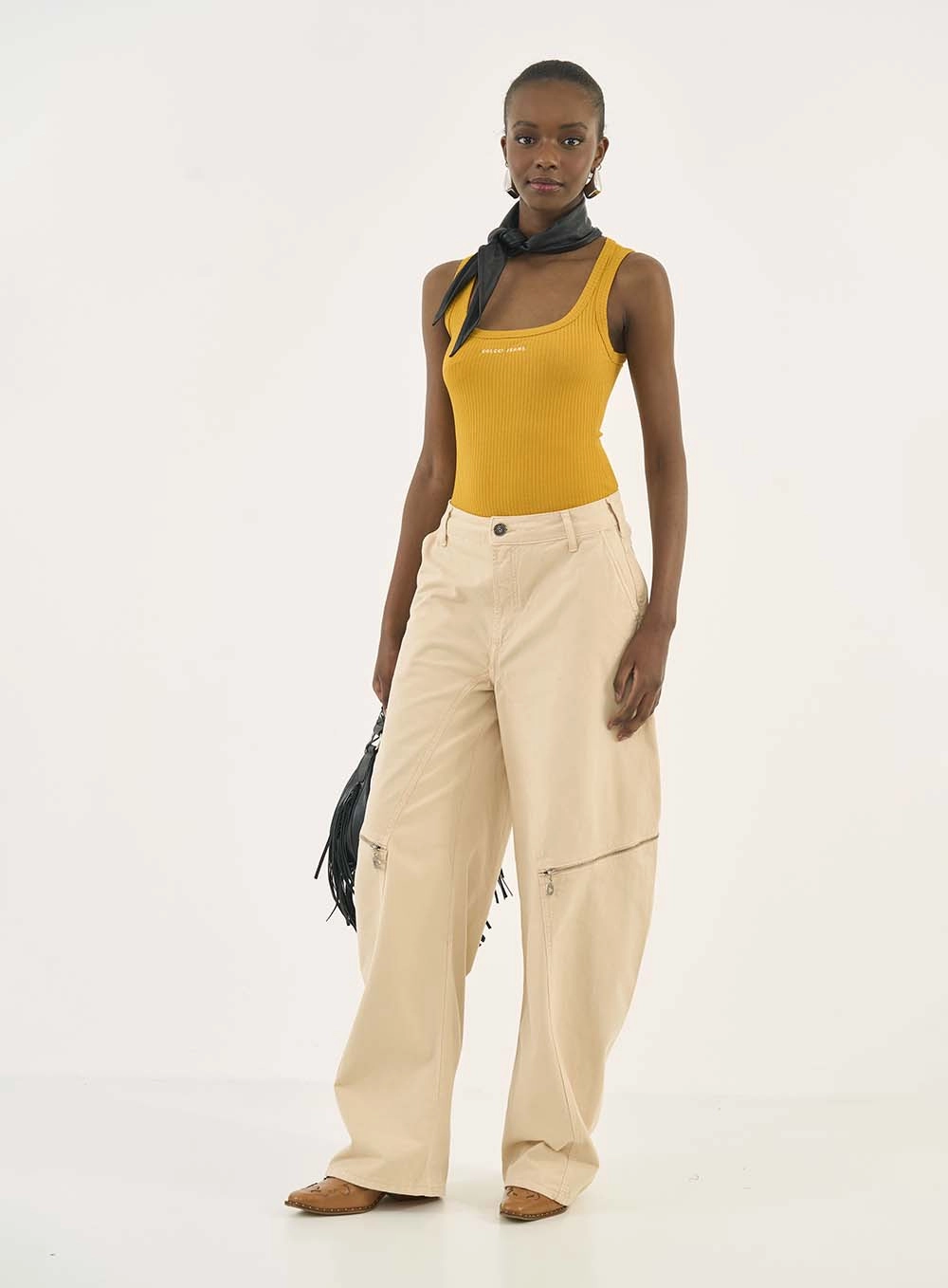 Regata Slim Canelada Amarelo