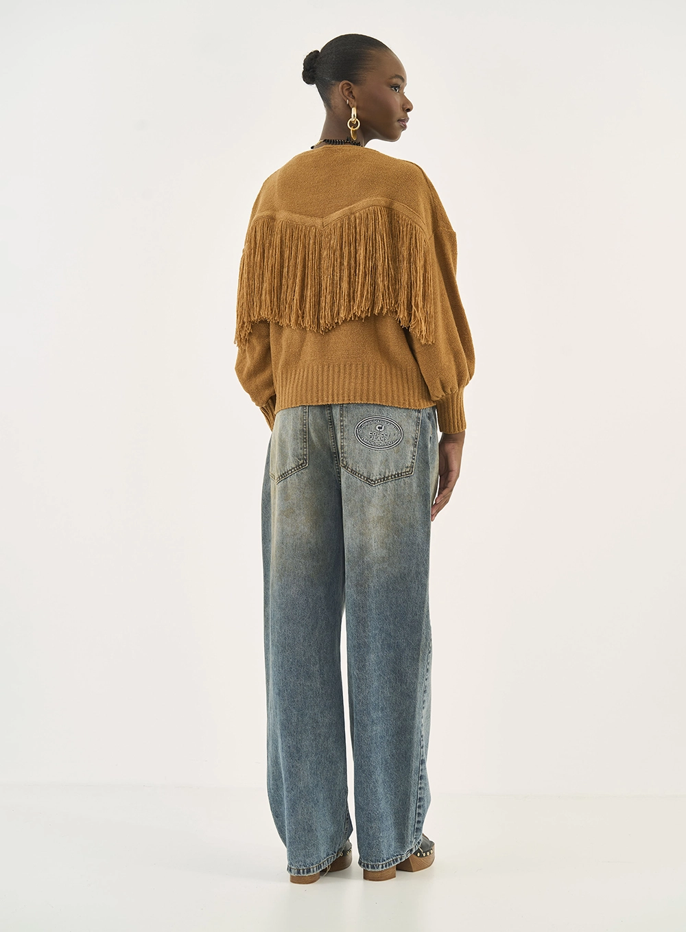 Cardigan Em Tricô Com Franjas Marrom