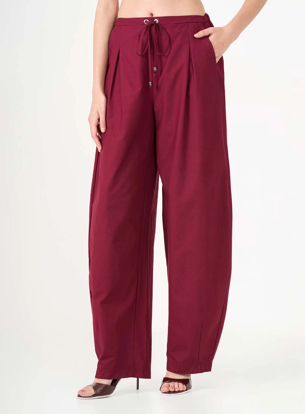 Calça Feminina Ballon De Cintura Média Bordô 3