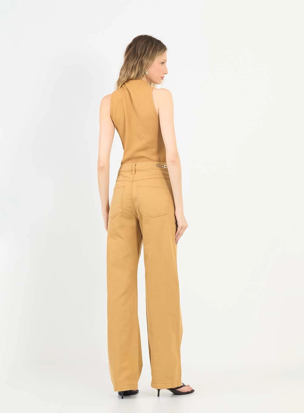 Calça Sarja Feminina Wide Leg Marrom 2
