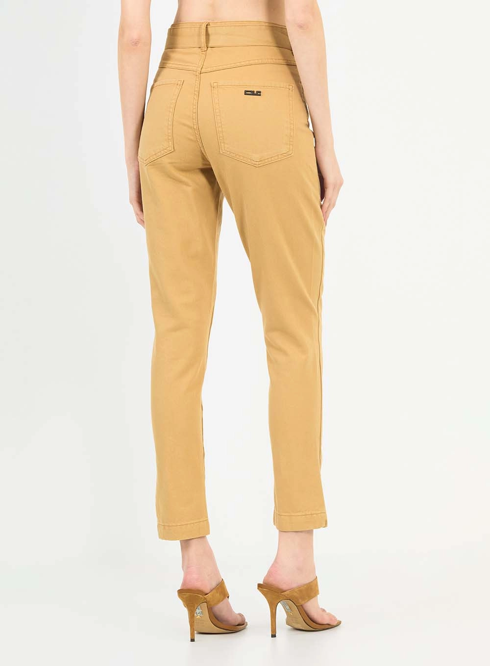 Calça Sarja Mom Com Cinto Marrom 4