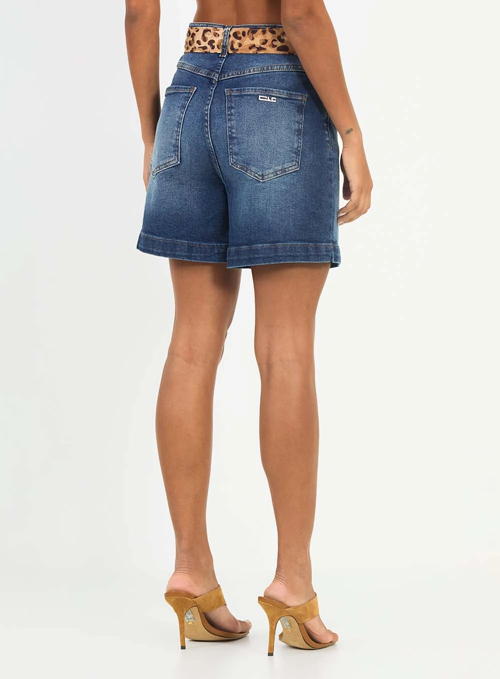 Bermuda Jeans Trapeze Alta Com Lenço Índigo 4