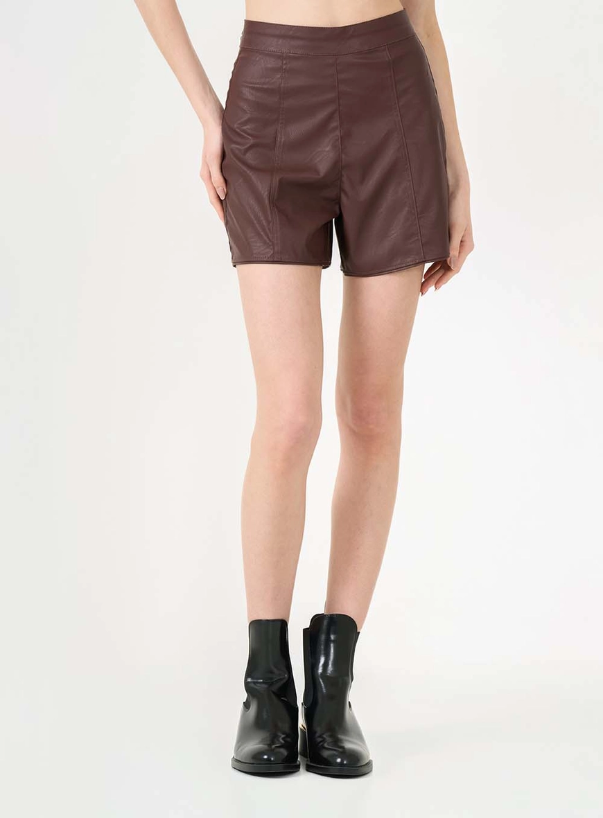 Short Clc Marrom 3