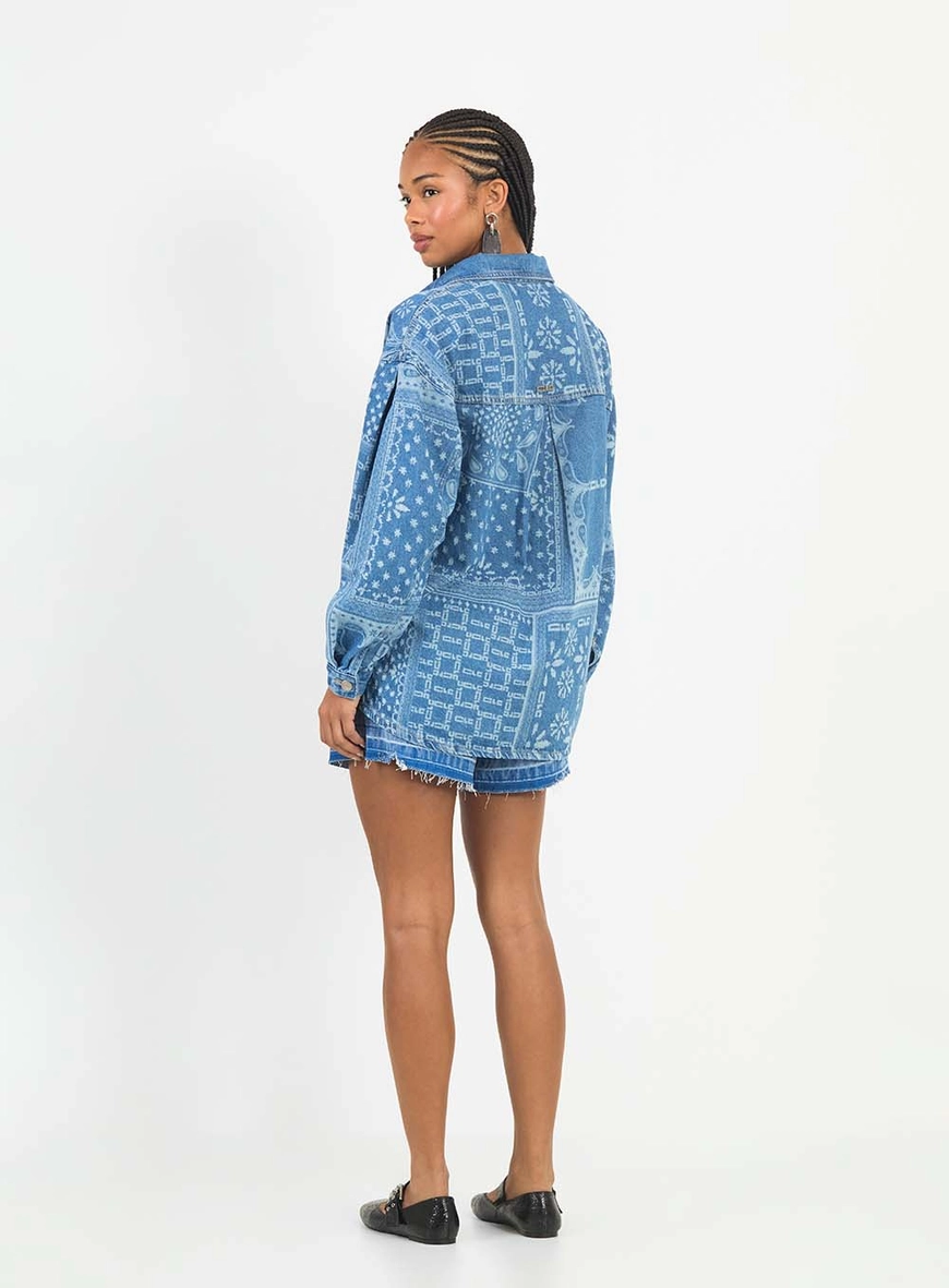 Short Jeans Médio Com Barra Fio Índigo 2