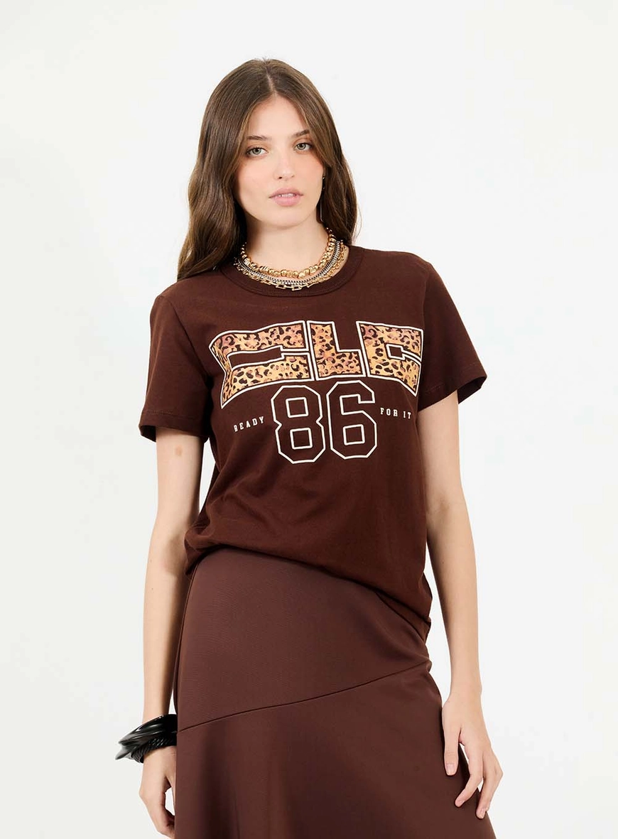 Camiseta Básica Regular Com Estampa Marrom 1