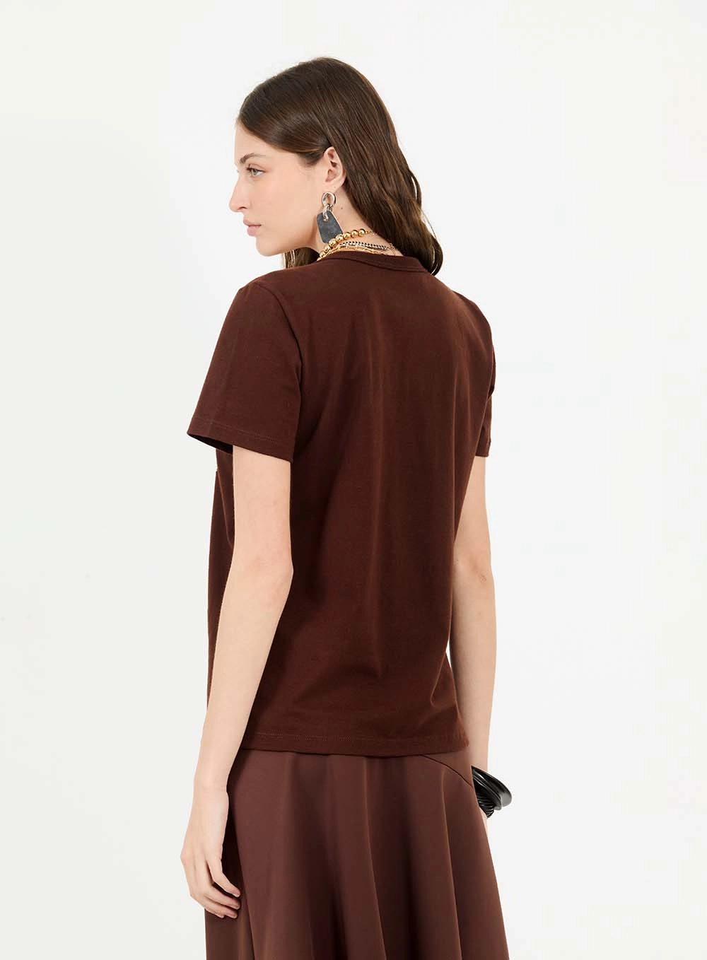 Camiseta Básica Regular Com Estampa Marrom 2