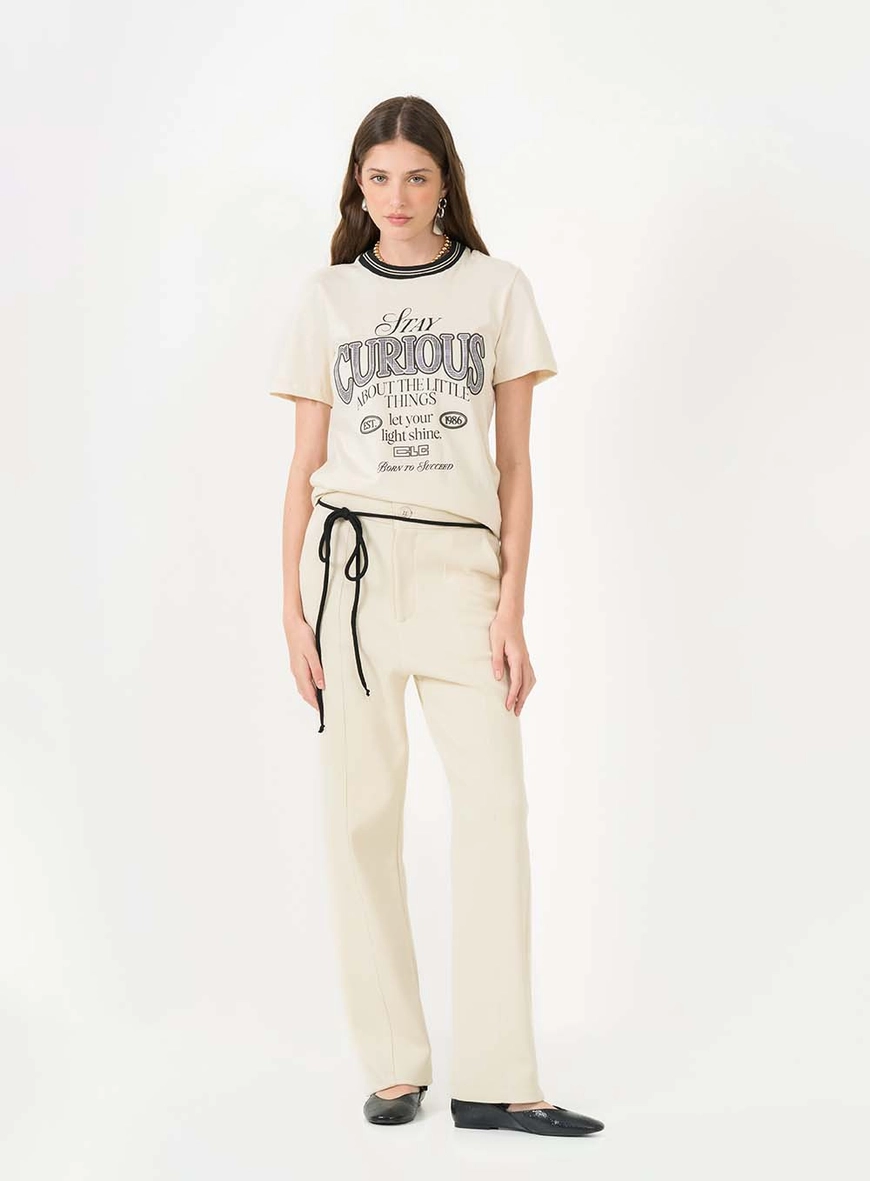 Camiseta Feminina Regular Estampada Bege Italian 3