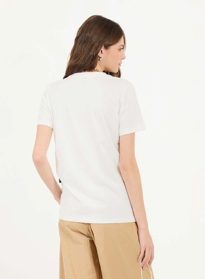 Camiseta Regular Com Estampa Artistic Decisions Off Shell 2