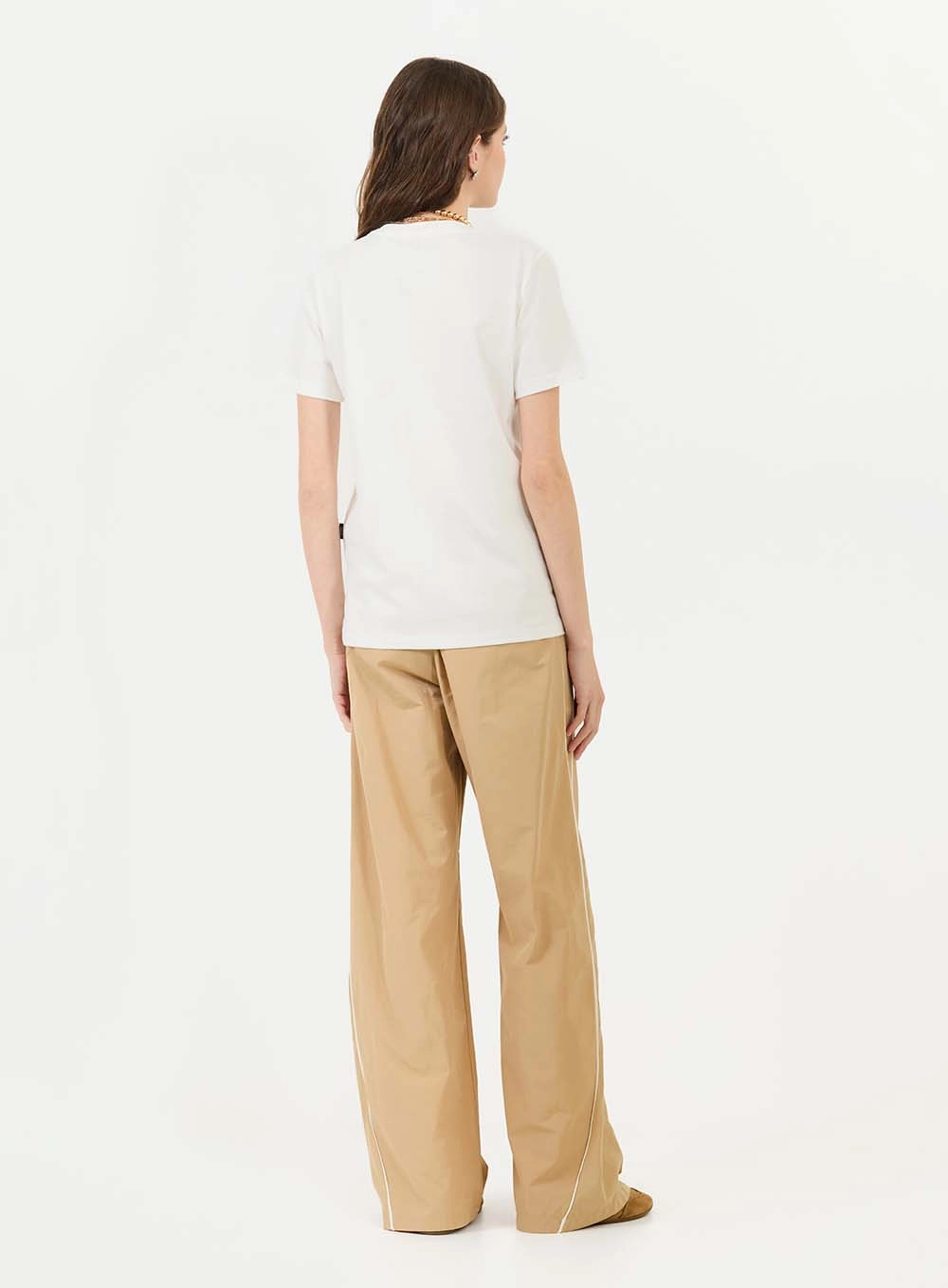 Camiseta Regular Com Estampa Artistic Decisions Off Shell 6
