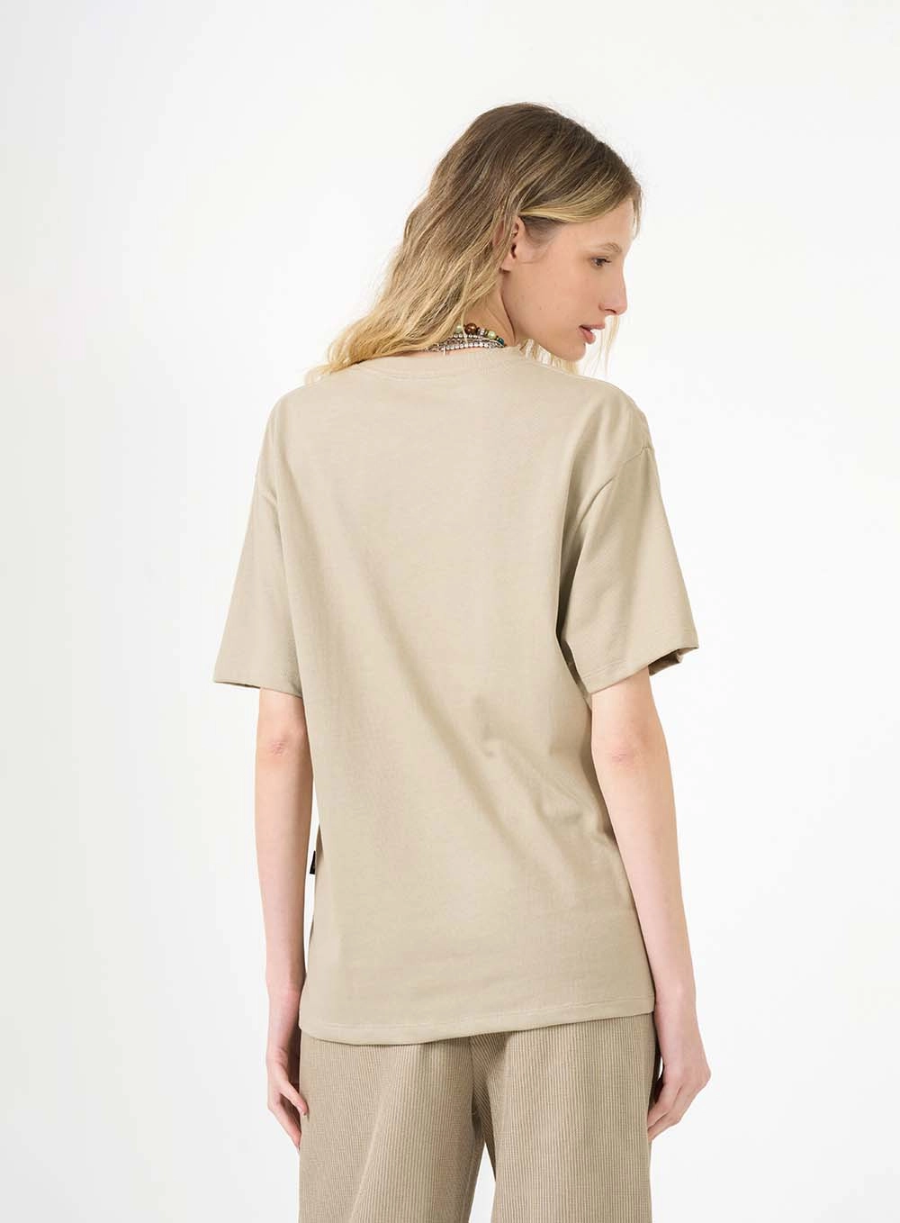 Camiseta Básica Oversized Estampada Bege 2