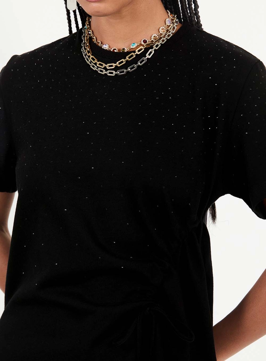 Camiseta Com Aplicação Preto 3