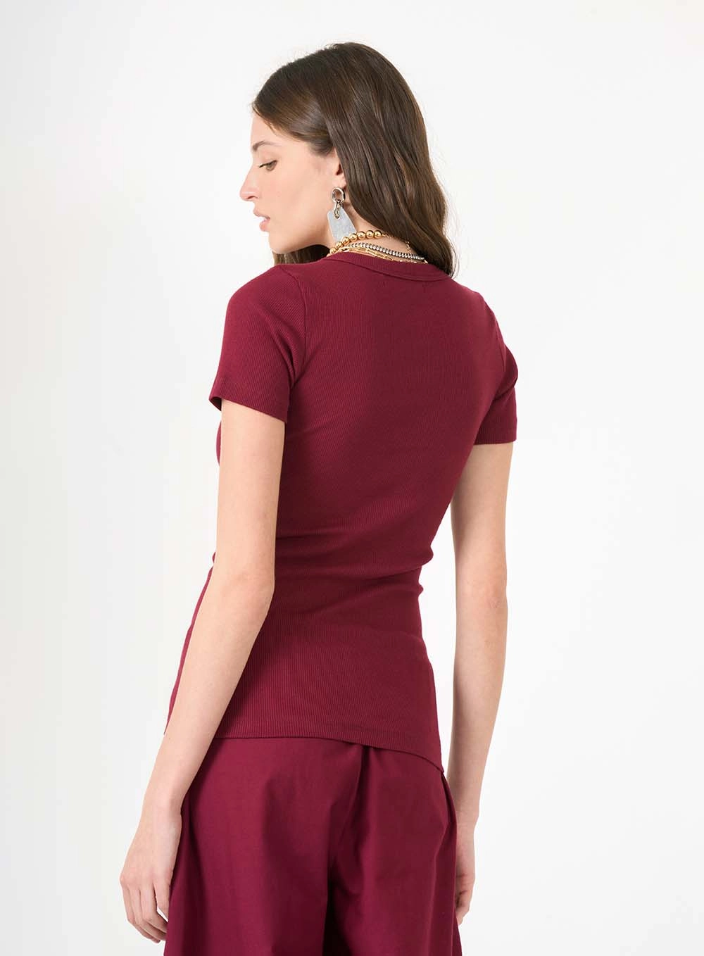 Blusa Small Canelada Com Detalhe Minimalista Bordô 2