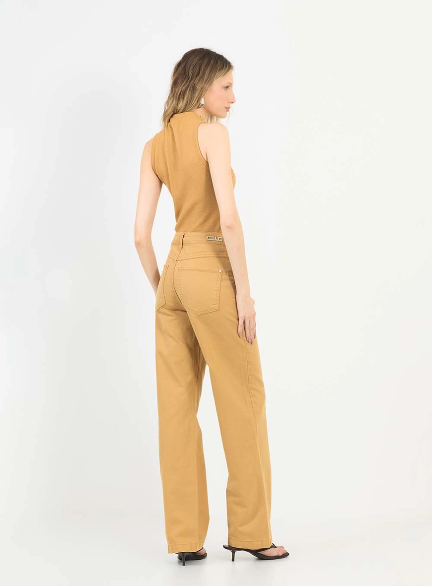 Blusa Small Gola Alta Marrom 4