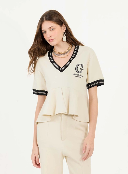 Blusa Comfort Com Gola V Com Retilínea