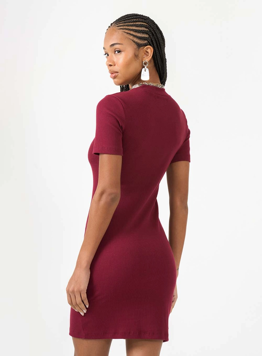 Vestido Curto Small Canelado Bordô 4