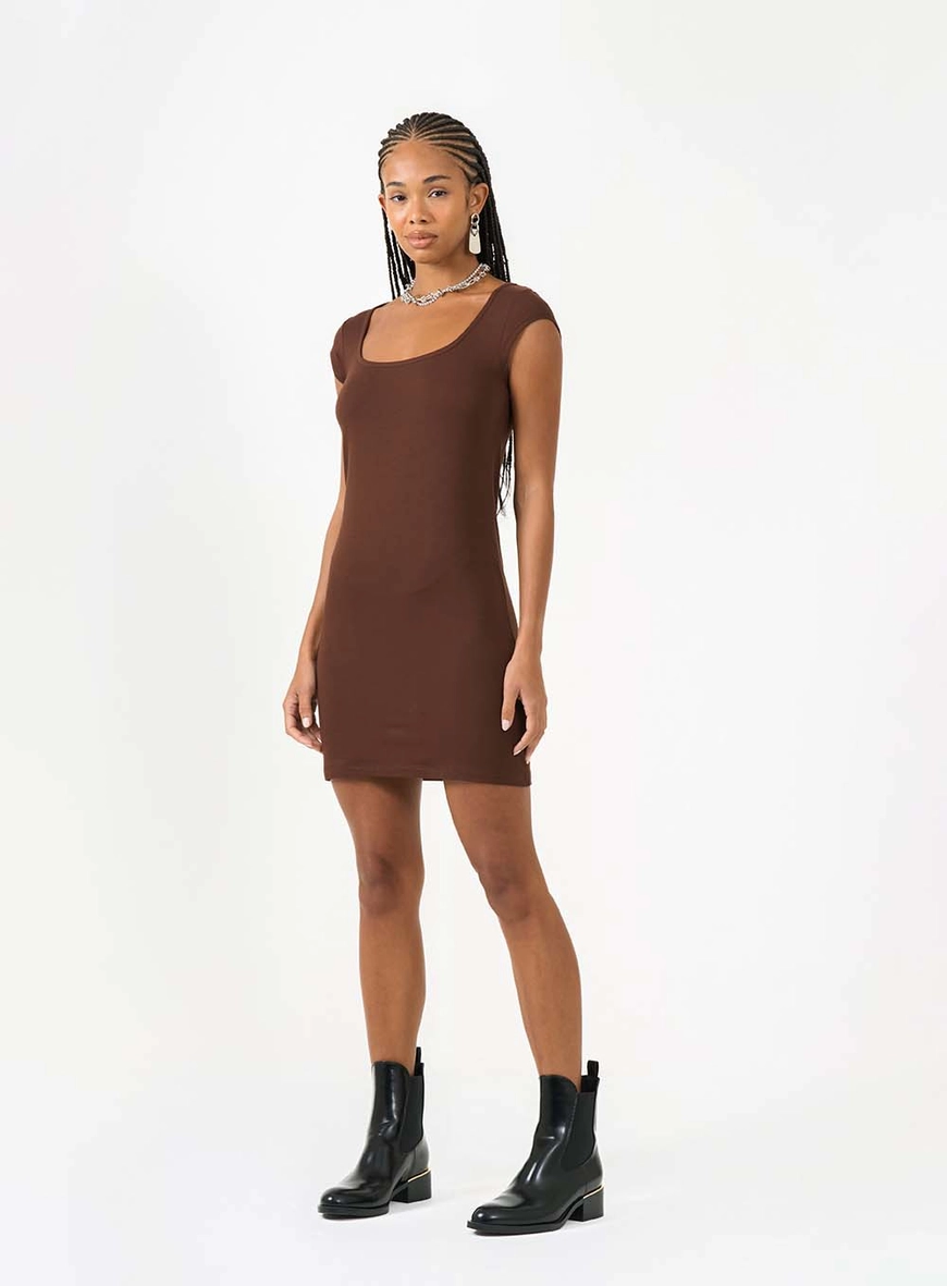 Vestido Curto Small Com Decote Quadrada Marrom 1