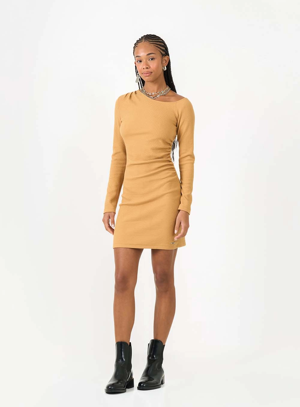 Vestido Curto Slim Manga Longa Marrom 1