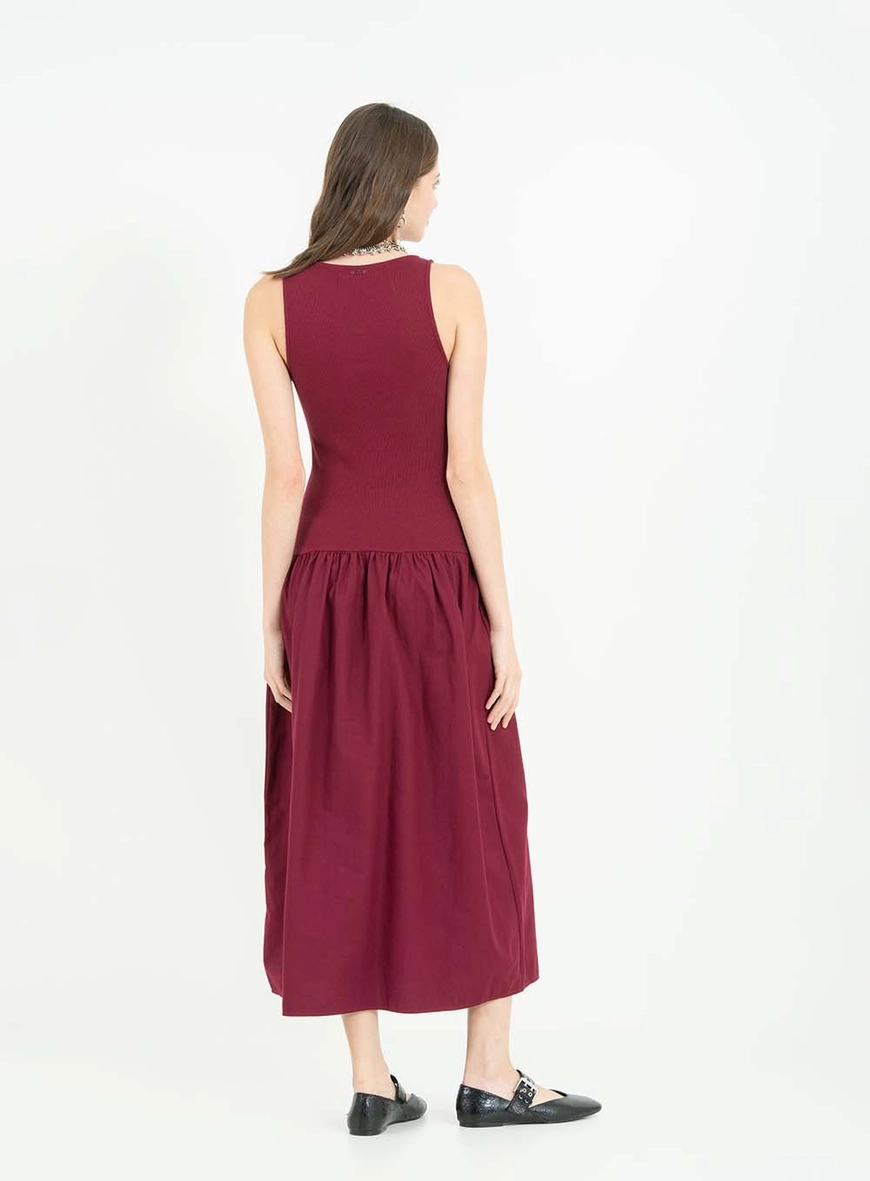 Vestido Canelado Bordô 2