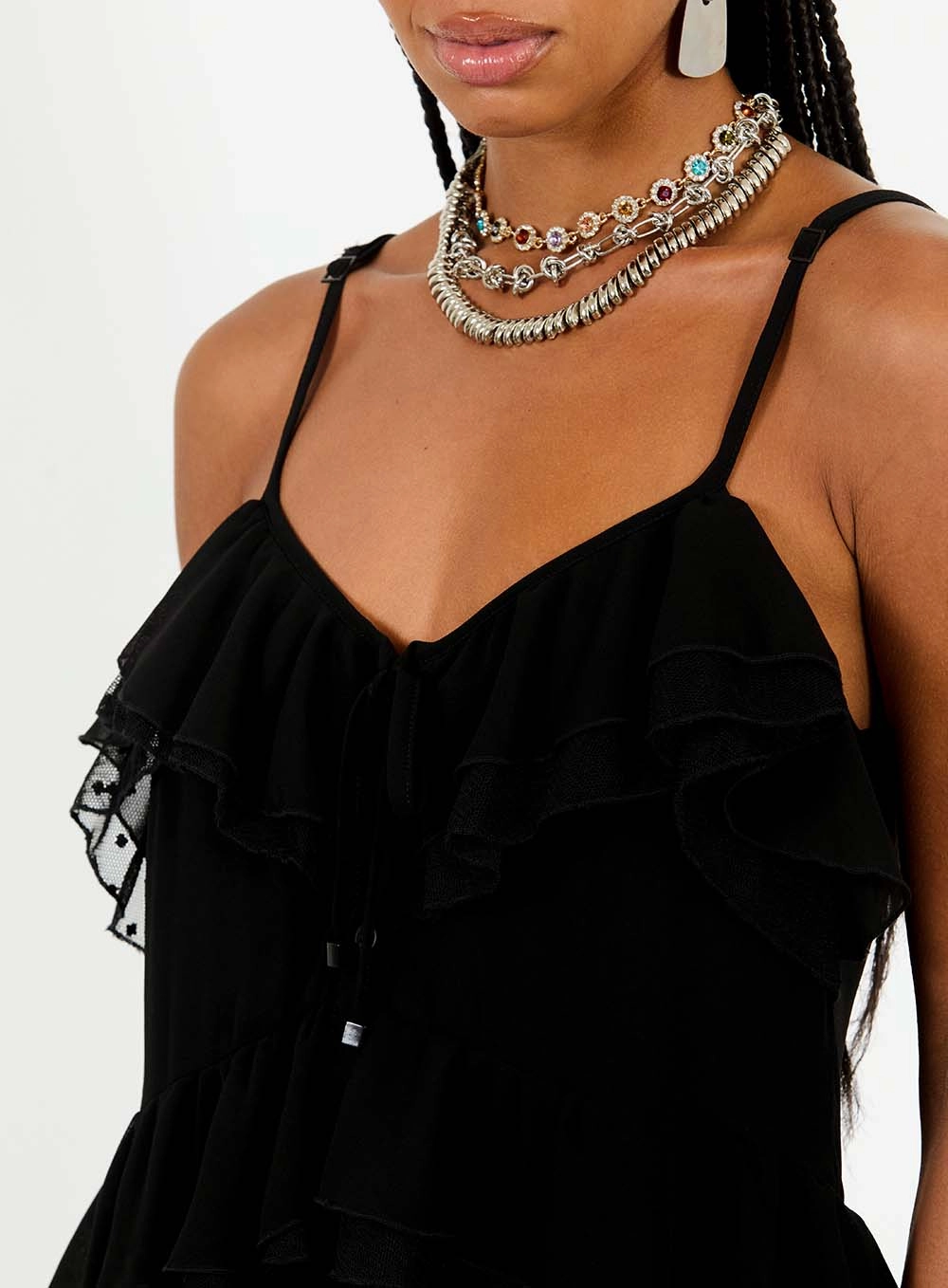 Vestido Curto Comfort Com Babado Duplo Preto 5