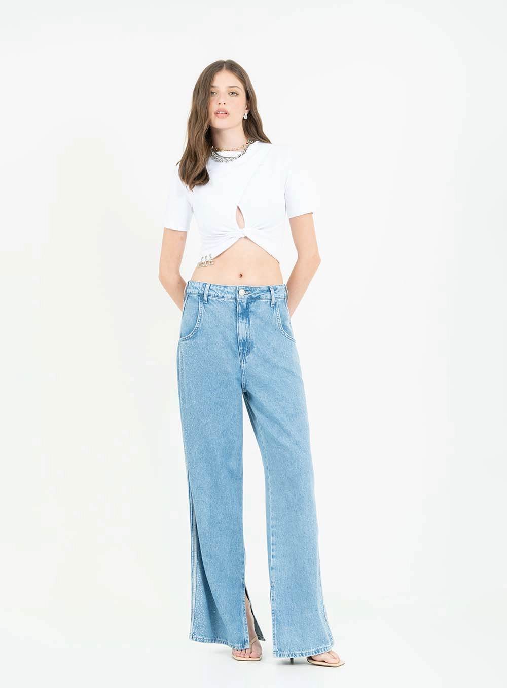 Top Small Com Detalhe Em Torção Branco 3
