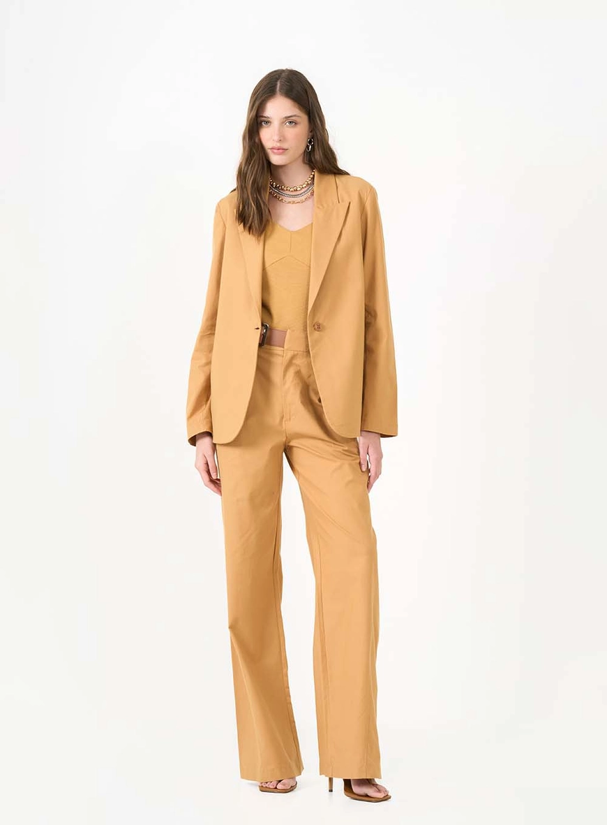 Blazer Alfaiataria Comfort Marrom 3