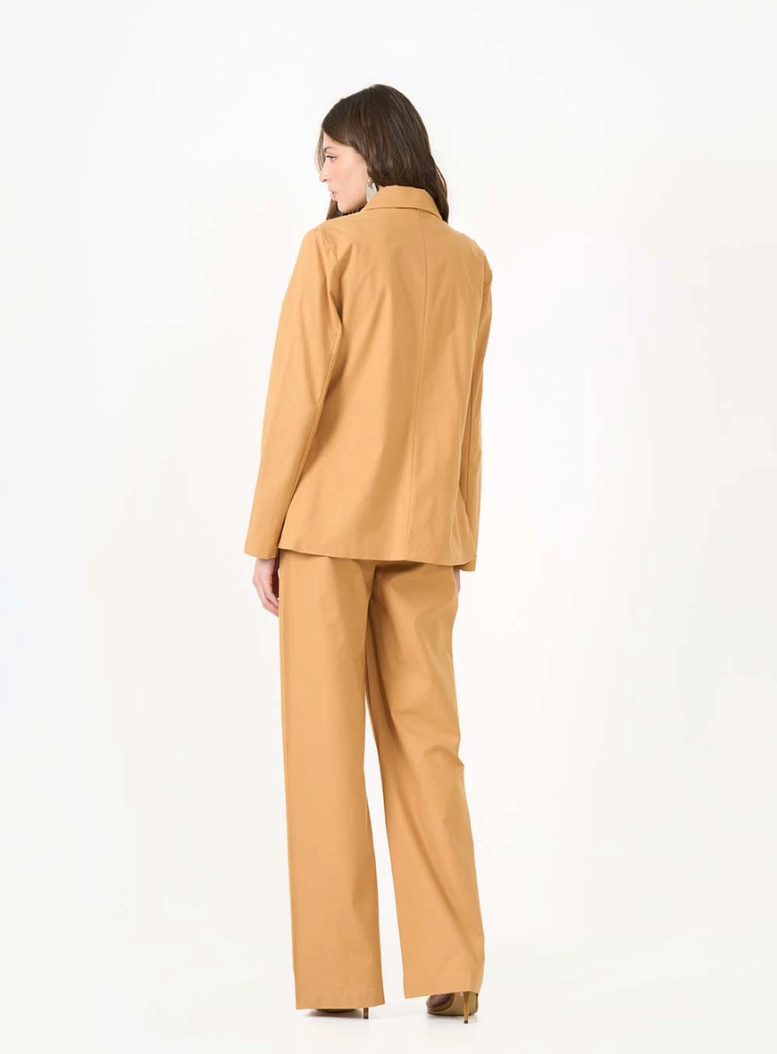 Blazer Alfaiataria Comfort Marrom 4