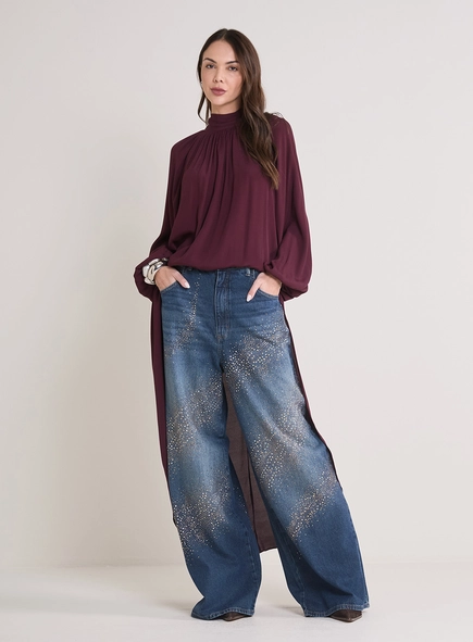 Calça Jeans Feminina Baggy Com Aplicação