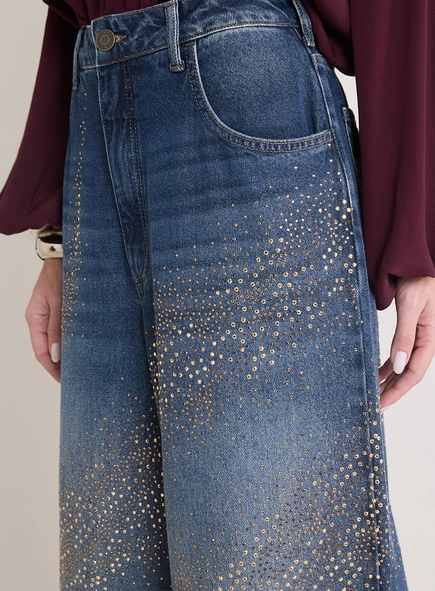 Calça Jeans Feminina Baggy Com Aplicação