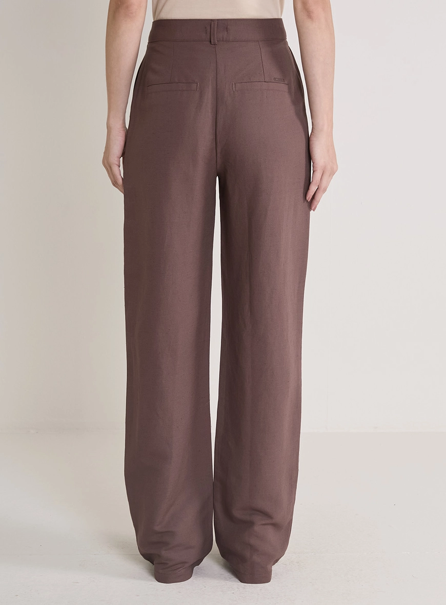 Calça Feminina Alfaiataria Reta Marrom