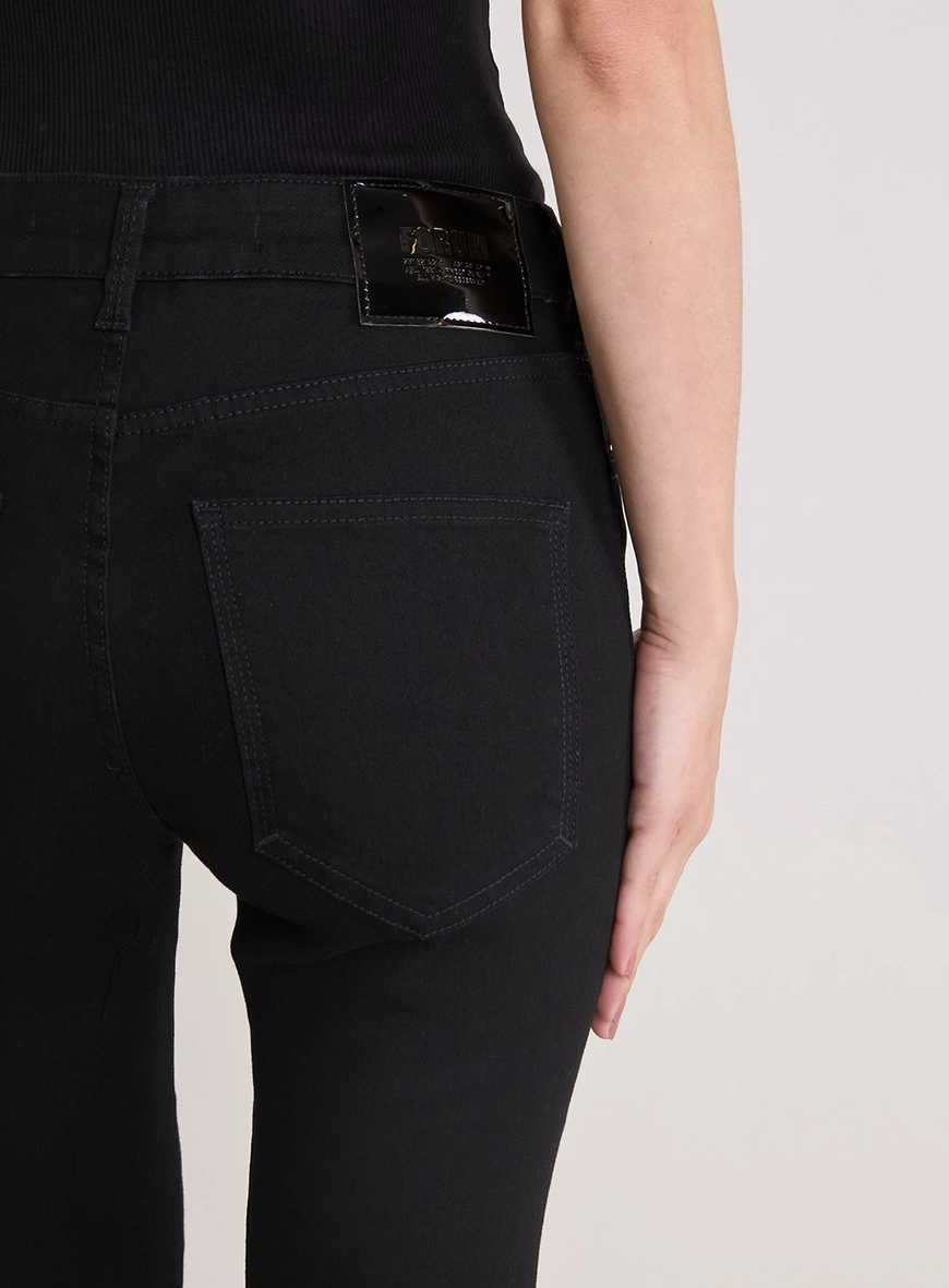 Calça Jeans Feminina Marisa Cigarrete Indigo Preto