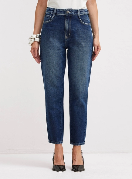 Calça Jeans Feminina Lola Lavagem Escura
