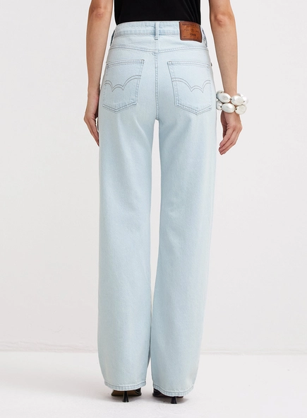 Calça Jeans Feminina - Bella
