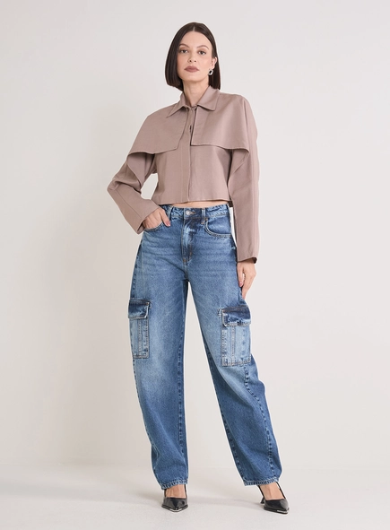 Calça Jeans Feminina Barrel Com Bolso Cargo