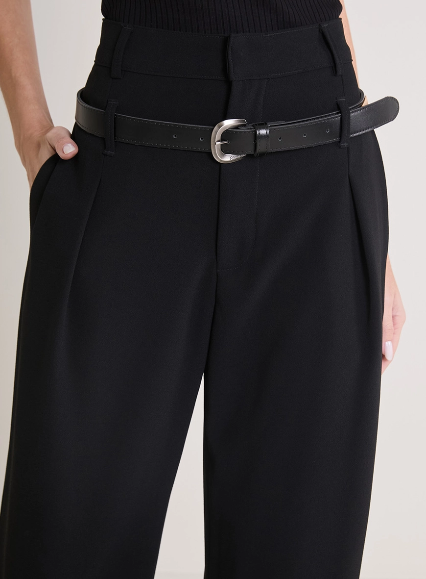 Calça Feminina Alfaiataria Reta Com Cinto Preto